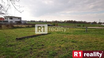 Zaujímavá investícia pri Piešťanoch "POZEMOK" / 903 m2 / B - 6