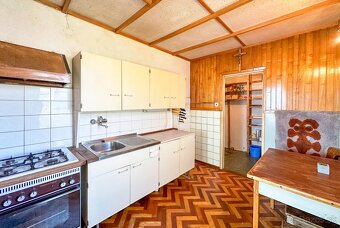 Dom s letnou kuchynkou v meste Žarnovica - 6