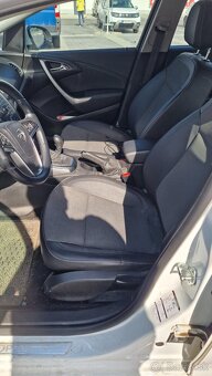 Predám Astra combi, 1.4T LPG 103 kw - 6