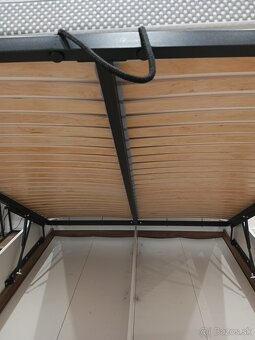 Manželská posteľ - 6