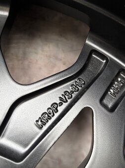 Originál zimní sada Mazda CX-60 235/50R20 - 6