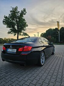 BMW F10 550xi V8 řada 5 330kw - 6