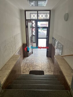 Pripravený na predaj zariadený 3 izb. byt s balkónom - dreve - 6