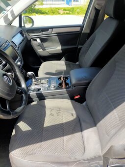 Volkswagen Touareg 3.0tdi - 6
