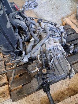 Motor 166.961 Mercedes-Benz Vaneo 1.6 75kW - 6