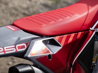 YAMAHA Fantic XX250 2T 2025 - 6