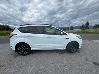 FORD KUGA 2.0 TDCI 4x4 ST-line 150PS - 6