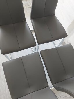 PREDÁM TMAVOSIVE STOLIČKY - 6