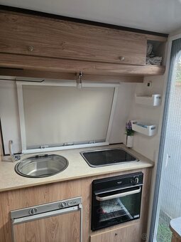 Zateplený Karavan Niewiadow do 750kg-znížená cena - 6