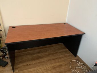Veľký kancelársky stôl - 6