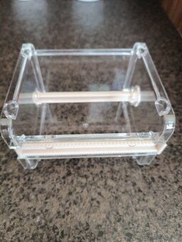 Držiak a rezačka na lepiace pásky - 6