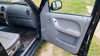 Jeep Cherokee 2.8 CRD 16V Limited A/T - 6