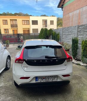 Volvo v40 T2 Momentum - 6