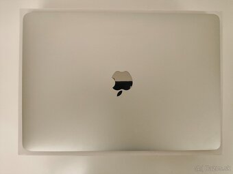 MacBook Pro 2019 | i5 • 8GB • 256GB SSD - 6