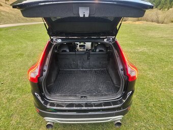 Volvo XC 60 R Design - 6