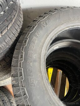 235/65 R17 general grabber AT3 - 6