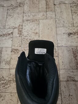 BOSP Squad Black Gore-Tex Vibram - 6