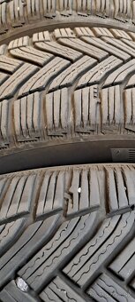 Predám 4ks pekné zimné 205/55r16-91H Michelin - 6
