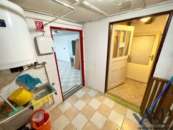 NA PREDAJ RODINNÝ DOM-PODNIKATEĽSKÝ PRIESTOR, POZEMOK 826M2, - 6