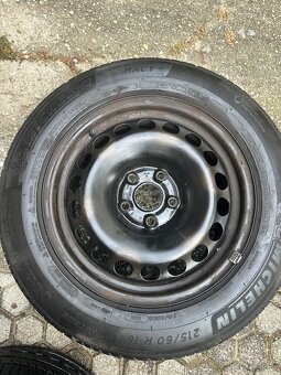 Predám 215/60 R16 - 6