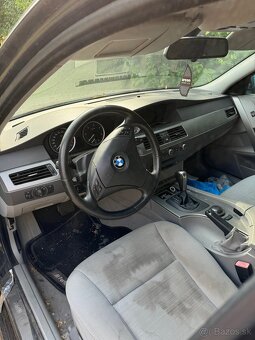 Rozpredám na diely BMW e60 530d - 6