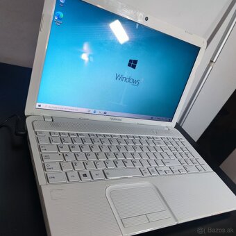 Predám notebook Toshiba satelite C850 - 6