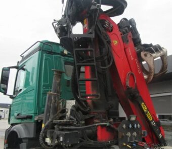 Lesovoz Mercedes-Benz Arocs 3358L 6x6 s HR. - 6