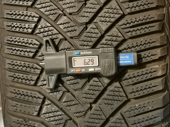 225/50 R18 - zimné pneu Goodyear (4 ks) - DOT 23 - 6+ mm - 6