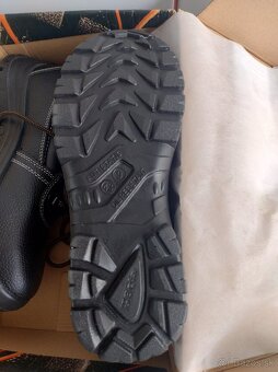 Pracovná obuv BETA - 6