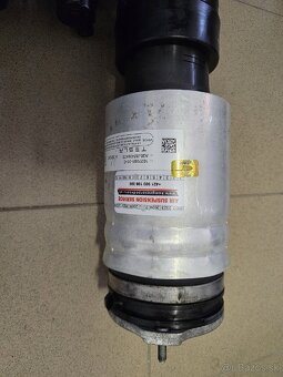 Tesla Model X 2015-2021 - 6