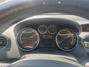 Peugeot 308 SW 1,6 combi 2012 - 6