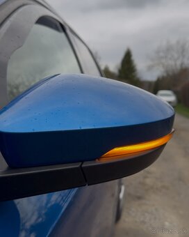 Dynamické led smerovky na skoda octavia 3 combi / vw t-roc - 6