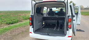 Prenájom 8 miestne Ford Tourneo Custom 4x4 - 6