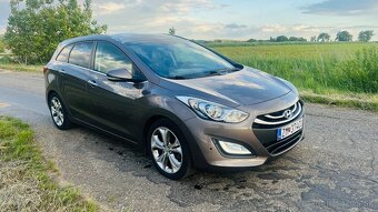 Hyundai i30 1.6 CRDi DOHC 16V Style - 6