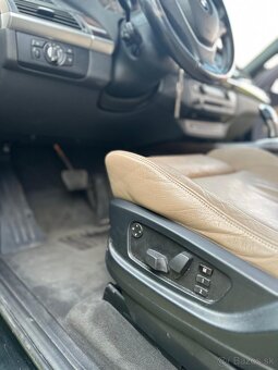 BMW X5 4.8i - 6