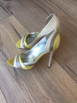 Lodicky GUESS - 6