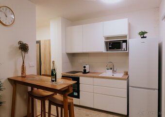 Novostavba Švermova Banska Bystrica, menší 2 izbový byt 44,6 - 6