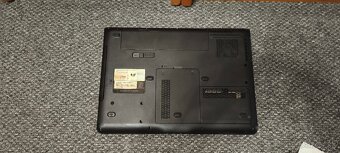 Predám notebook HP Pavilón Entertaiment 2CB7010GX10 - 6