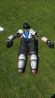 Hokejová výstroj - 6