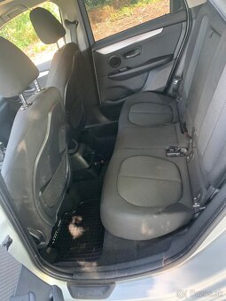 BMW 216I Active Tourer - TOP STAV - 6