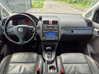 Volkswagen Touran 2.0 TDI Highline DSG. - 6