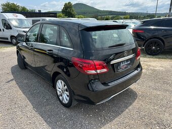 Mercedes-Benz B trieda 180 - 6