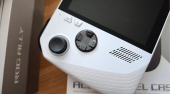Handheld Asus ROG Ally AMD Ryzen Z1 Extreme + Púzdro - 6