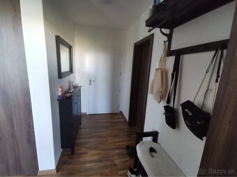 Na prenájom nový veľký 3 izbový byt s balkónom, obec Opoj. - 6