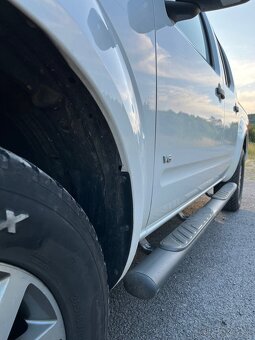 Nissan Navara DoubleCab 3.0 V6 Platinum - 6