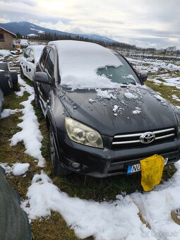 Toyota RAV4 d-cat vcelku - 6
