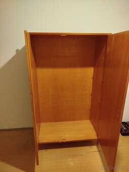 STARŠIA SKRIŇA, PERIŇÁK, LUSTER - 6