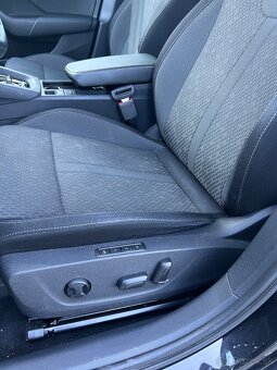 Škoda Octavia Combi 2.0TDI DSG, MATTRIX, Canton, Virtual - 6