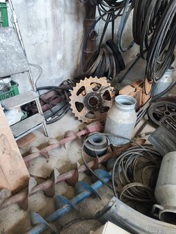 Náhradné diely - 6