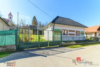 REZERVOVANÉ - TOP PONUKA  Kompletne zariadený rodinný dom - 6